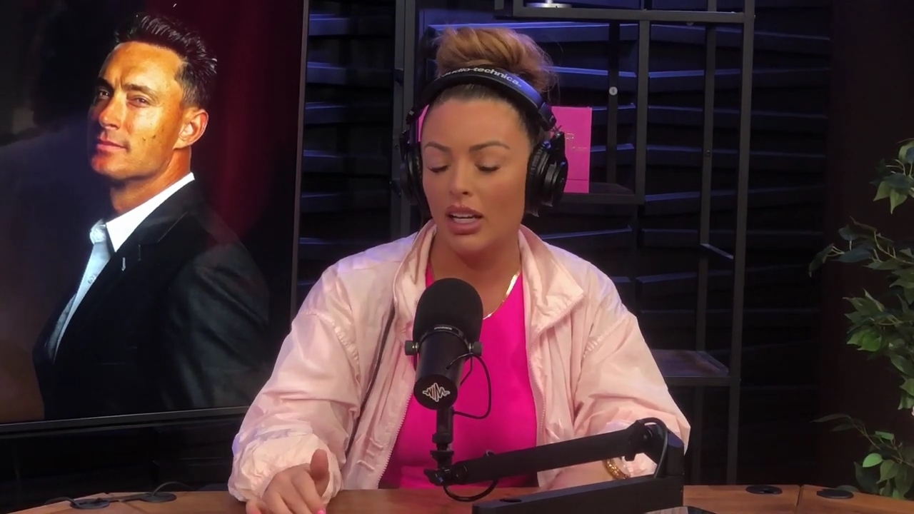 x2mate_com-Ep_16_-_Power_Alphas_Podcast__Relationship_Advice___Mandy_Saccomano__mp43098.jpg