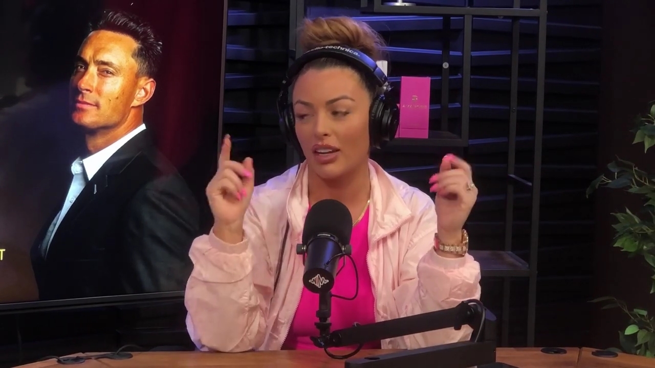 x2mate_com-Ep_16_-_Power_Alphas_Podcast__Relationship_Advice___Mandy_Saccomano__mp43128.jpg
