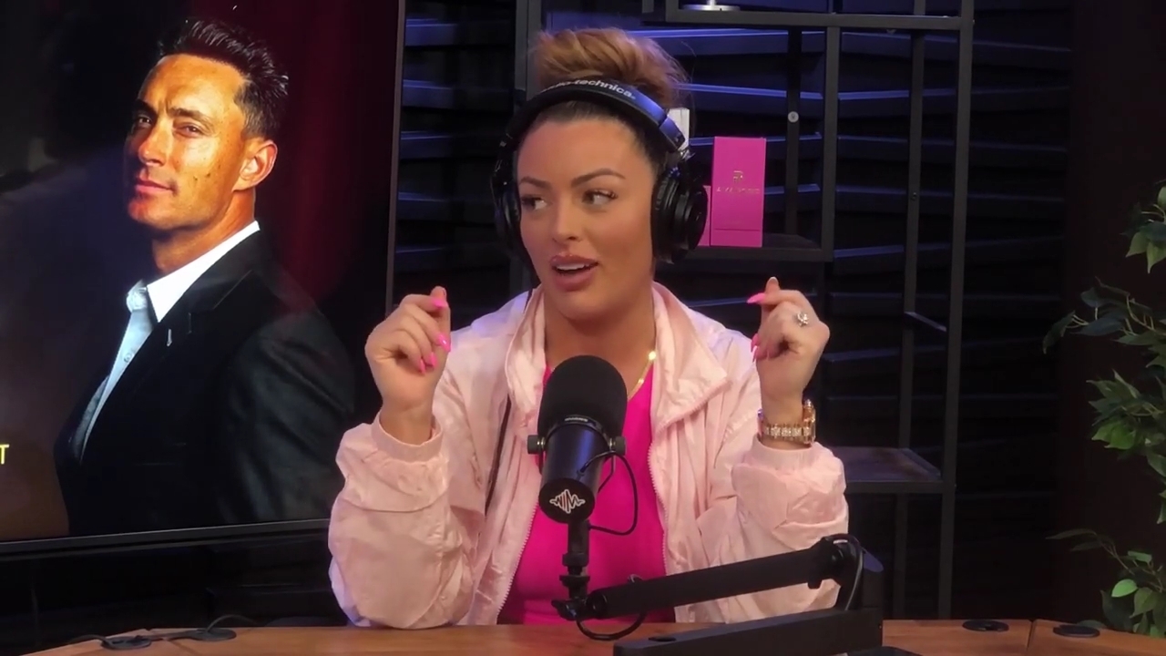 x2mate_com-Ep_16_-_Power_Alphas_Podcast__Relationship_Advice___Mandy_Saccomano__mp43129.jpg