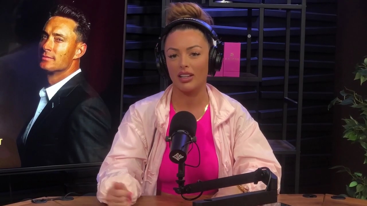 x2mate_com-Ep_16_-_Power_Alphas_Podcast__Relationship_Advice___Mandy_Saccomano__mp43145.jpg