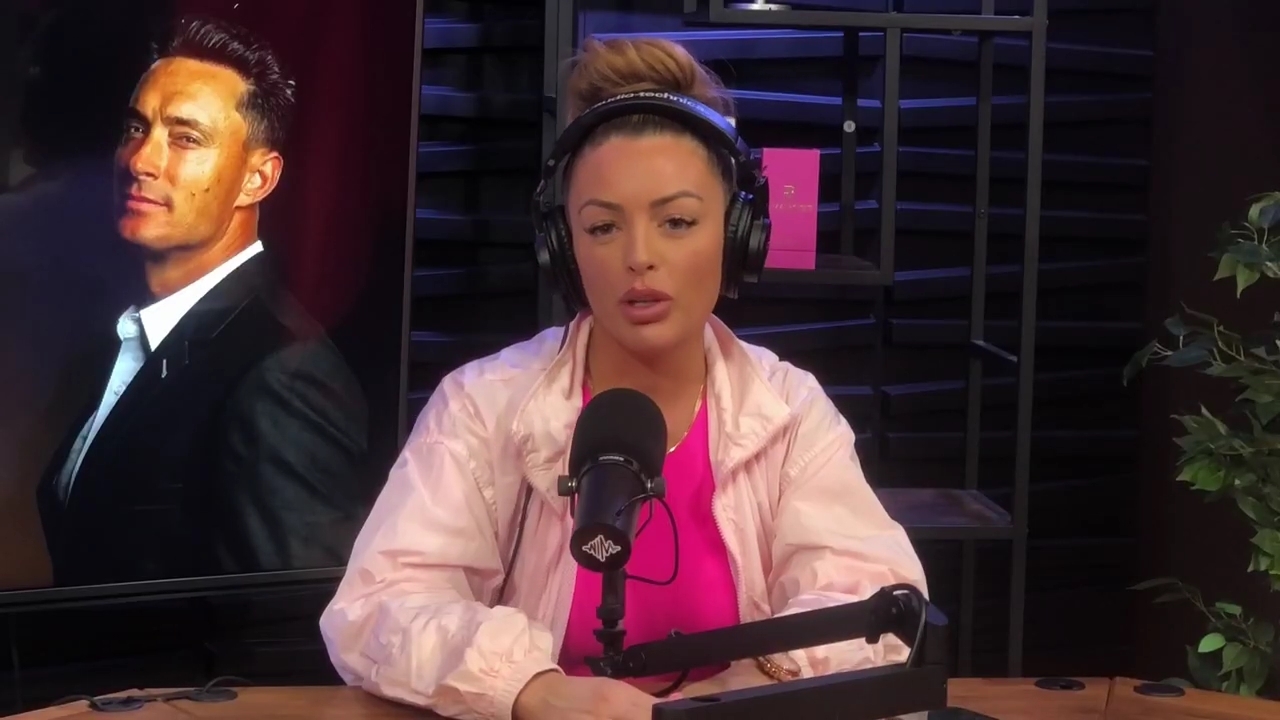 x2mate_com-Ep_16_-_Power_Alphas_Podcast__Relationship_Advice___Mandy_Saccomano__mp43385.jpg