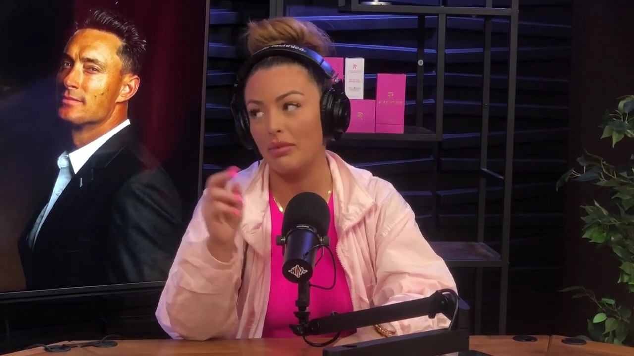 x2mate_com-Ep_16_-_Power_Alphas_Podcast__Relationship_Advice___Mandy_Saccomano__mp43396.jpg