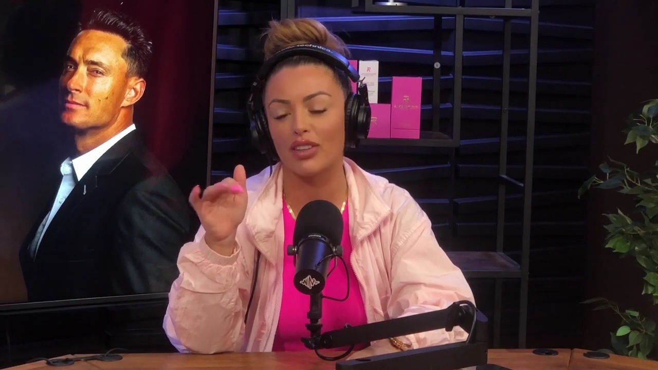 x2mate_com-Ep_16_-_Power_Alphas_Podcast__Relationship_Advice___Mandy_Saccomano__mp43402.jpg