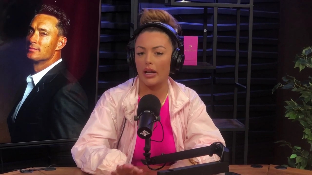 x2mate_com-Ep_16_-_Power_Alphas_Podcast__Relationship_Advice___Mandy_Saccomano__mp43528.jpg