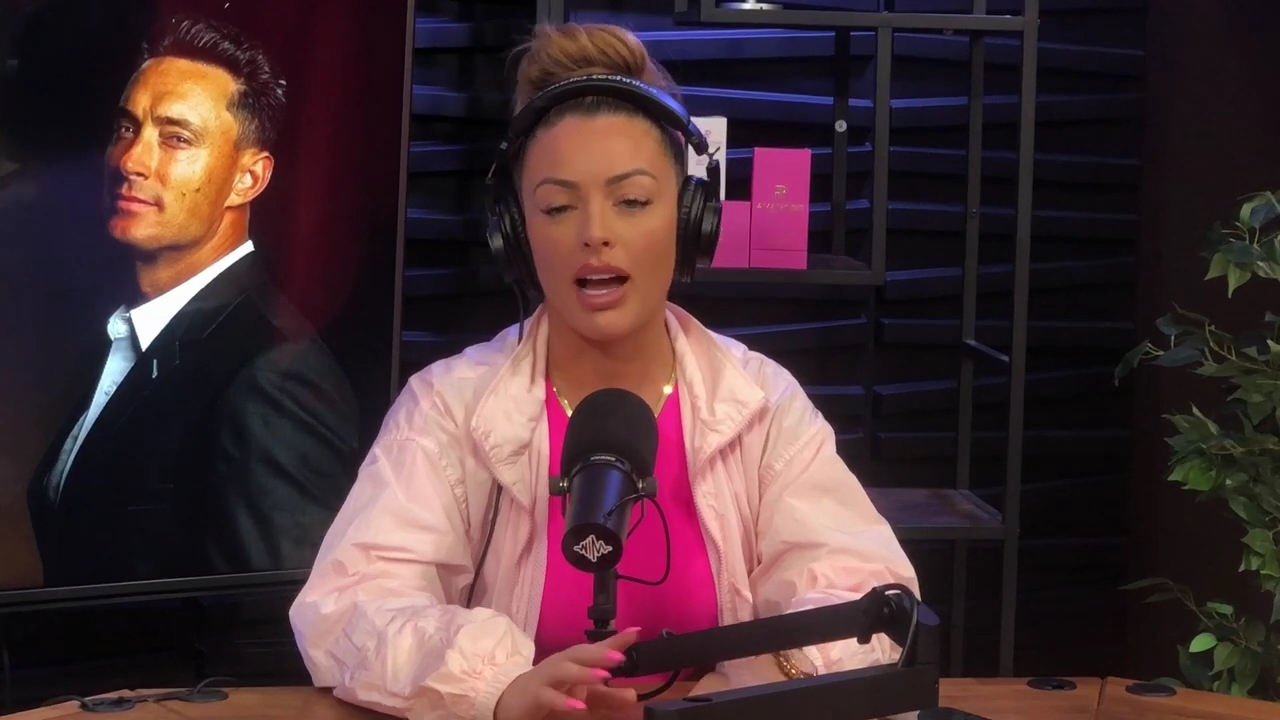 x2mate_com-Ep_16_-_Power_Alphas_Podcast__Relationship_Advice___Mandy_Saccomano__mp43532.jpg