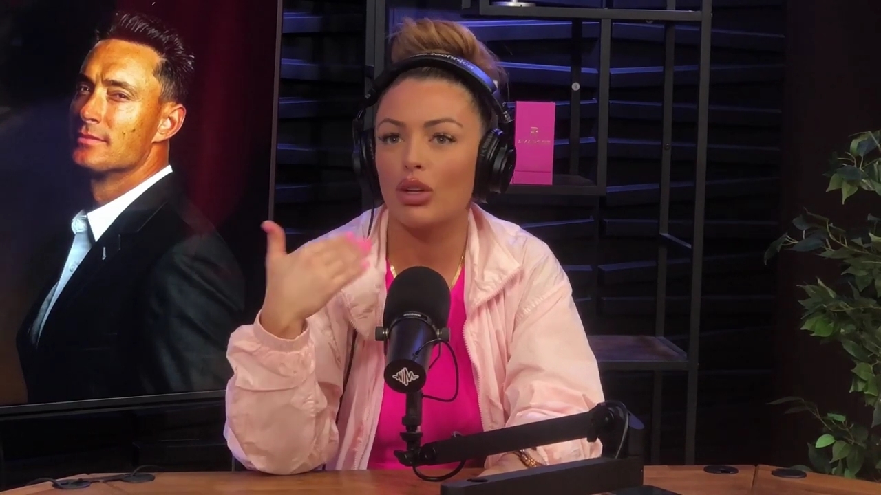 x2mate_com-Ep_16_-_Power_Alphas_Podcast__Relationship_Advice___Mandy_Saccomano__mp43568.jpg
