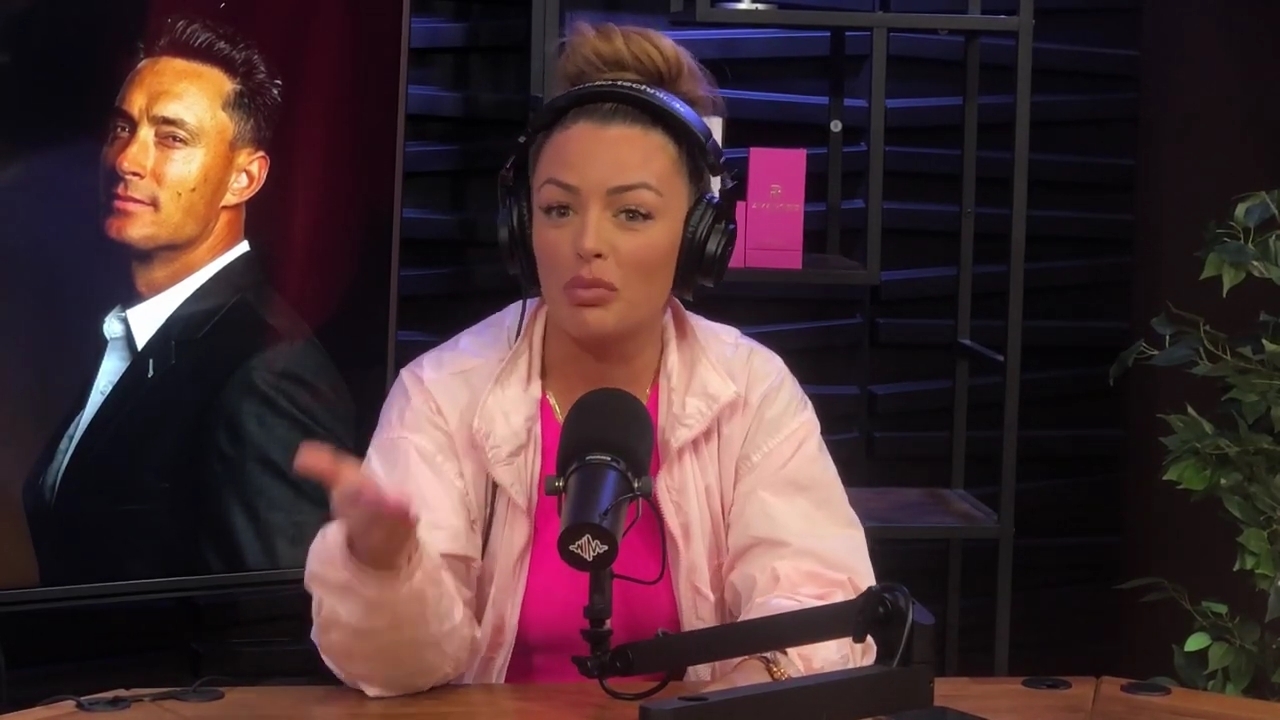 x2mate_com-Ep_16_-_Power_Alphas_Podcast__Relationship_Advice___Mandy_Saccomano__mp43576.jpg