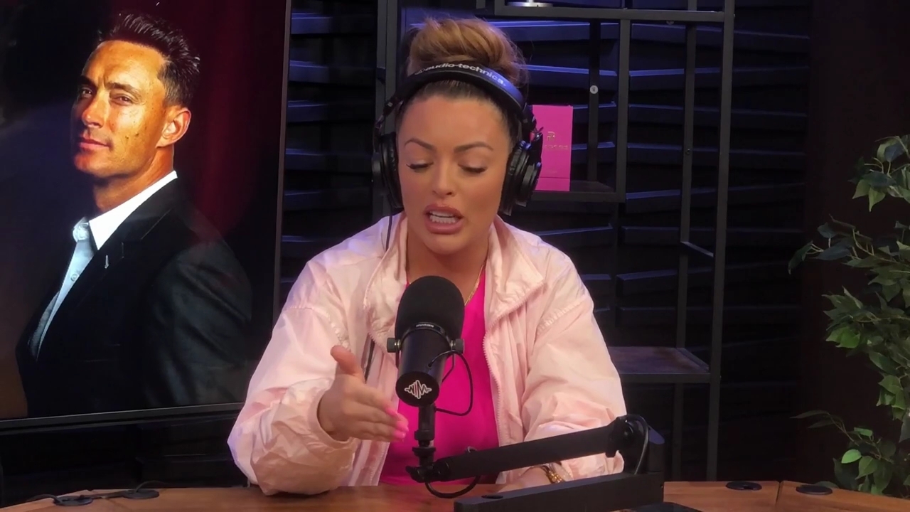 x2mate_com-Ep_16_-_Power_Alphas_Podcast__Relationship_Advice___Mandy_Saccomano__mp43577.jpg