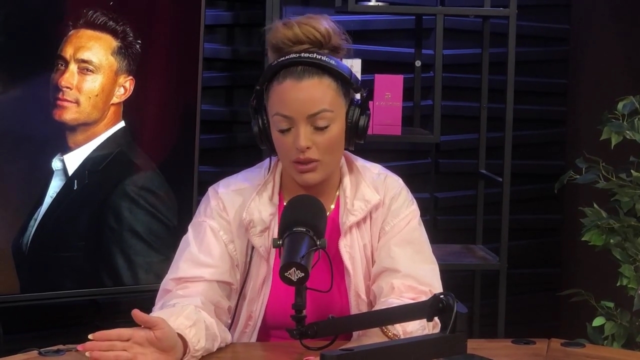 x2mate_com-Ep_16_-_Power_Alphas_Podcast__Relationship_Advice___Mandy_Saccomano__mp43595.jpg