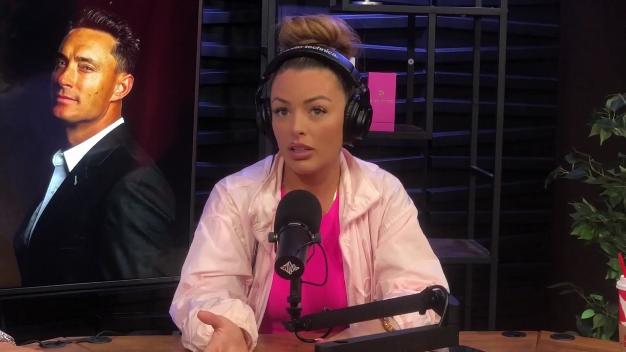 x2mate_com-Ep_16_-_Power_Alphas_Podcast__Relationship_Advice___Mandy_Saccomano__mp43629.jpg