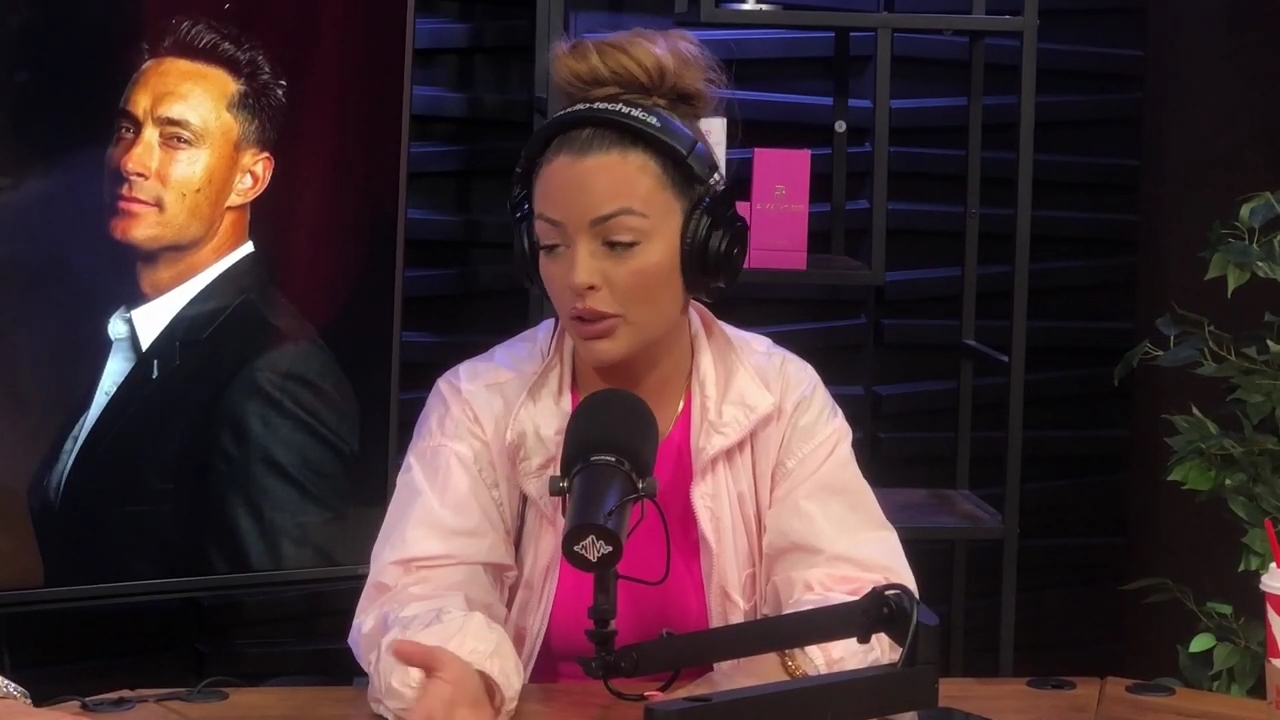 x2mate_com-Ep_16_-_Power_Alphas_Podcast__Relationship_Advice___Mandy_Saccomano__mp43631.jpg