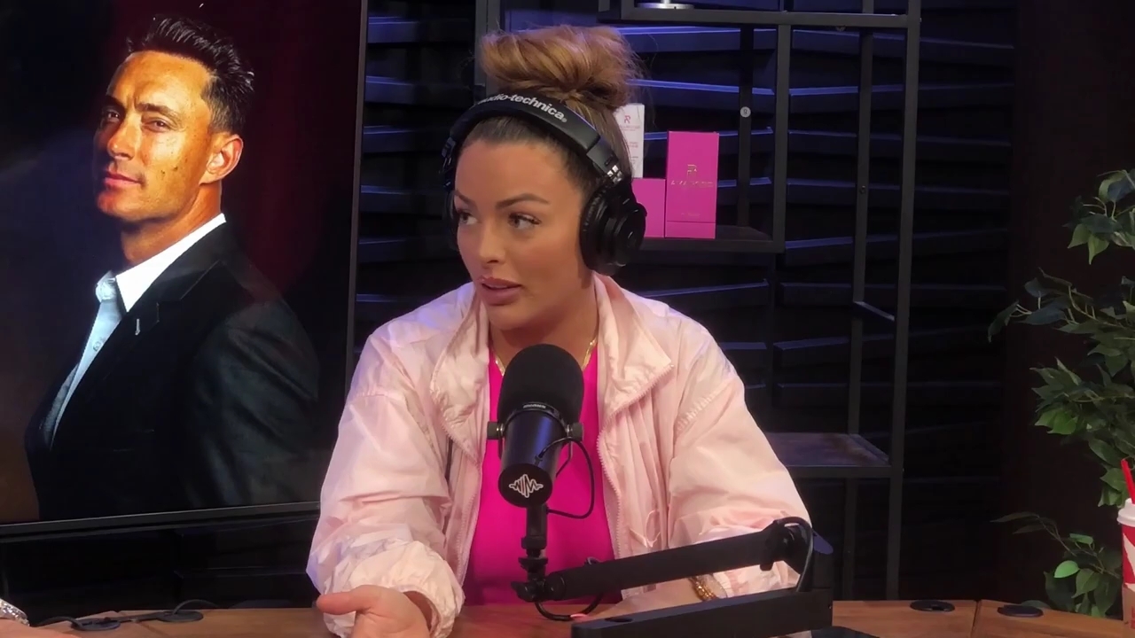 x2mate_com-Ep_16_-_Power_Alphas_Podcast__Relationship_Advice___Mandy_Saccomano__mp43632.jpg