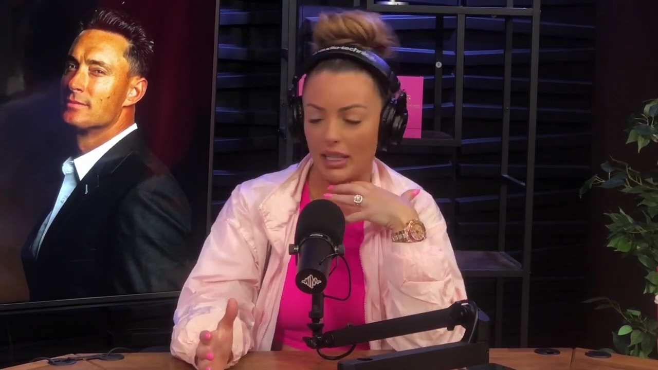 x2mate_com-Ep_16_-_Power_Alphas_Podcast__Relationship_Advice___Mandy_Saccomano__mp43670.jpg