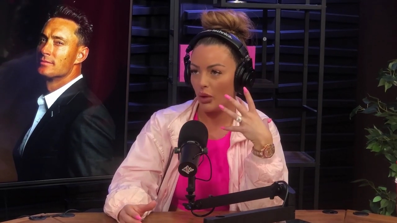 x2mate_com-Ep_16_-_Power_Alphas_Podcast__Relationship_Advice___Mandy_Saccomano__mp43672.jpg