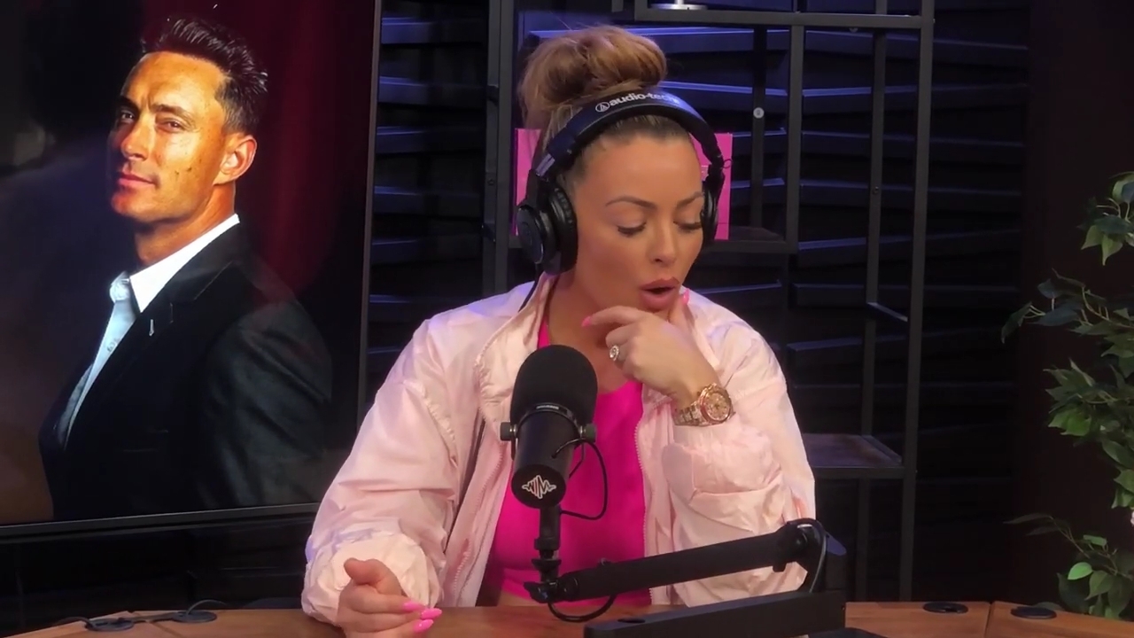 x2mate_com-Ep_16_-_Power_Alphas_Podcast__Relationship_Advice___Mandy_Saccomano__mp43676.jpg