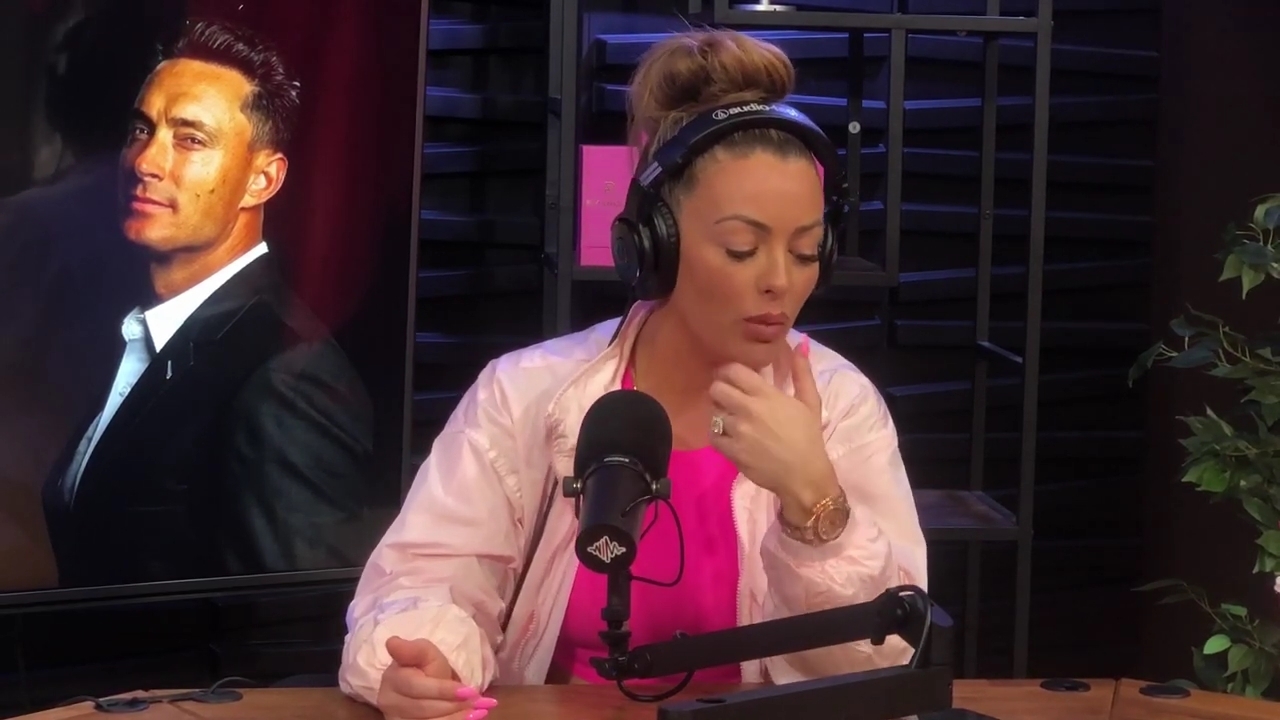 x2mate_com-Ep_16_-_Power_Alphas_Podcast__Relationship_Advice___Mandy_Saccomano__mp43680.jpg
