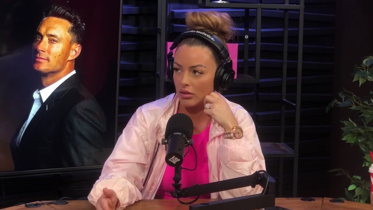 x2mate_com-Ep_16_-_Power_Alphas_Podcast__Relationship_Advice___Mandy_Saccomano__mp43699.jpg