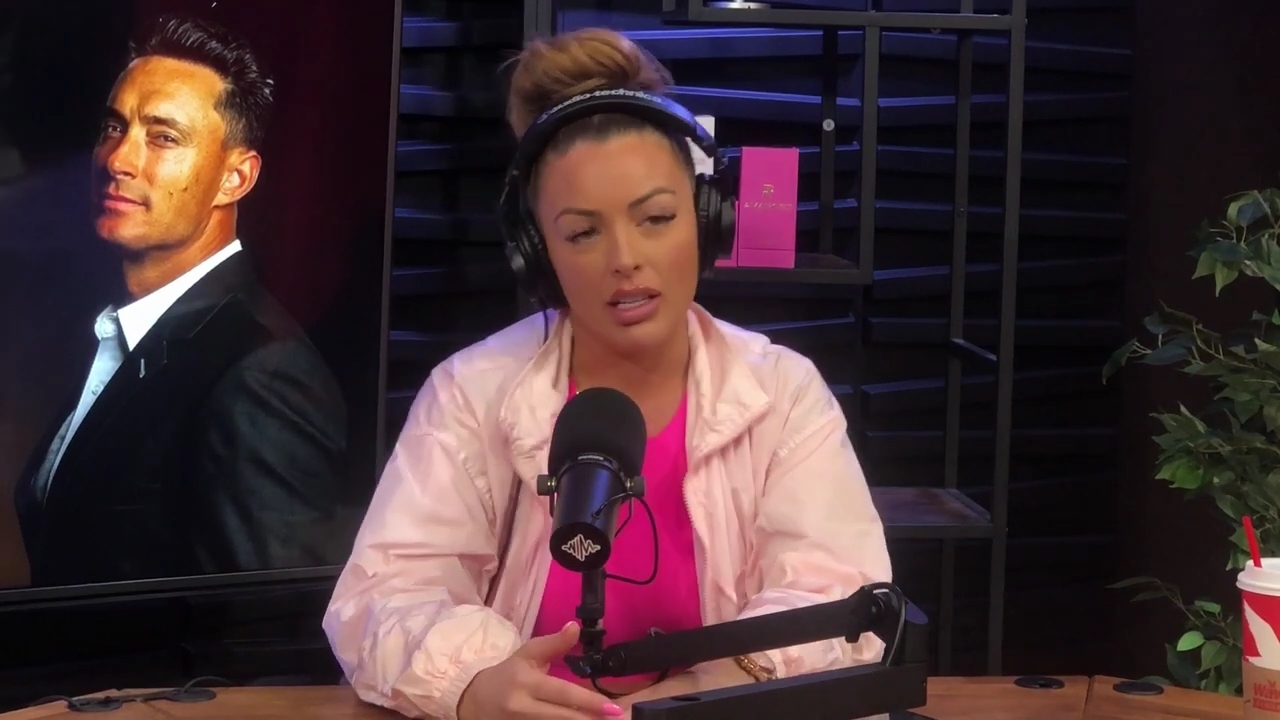 x2mate_com-Ep_16_-_Power_Alphas_Podcast__Relationship_Advice___Mandy_Saccomano__mp43868.jpg