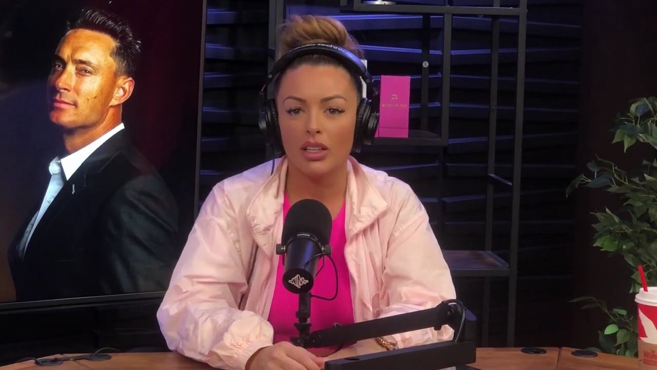 x2mate_com-Ep_16_-_Power_Alphas_Podcast__Relationship_Advice___Mandy_Saccomano__mp43869.jpg