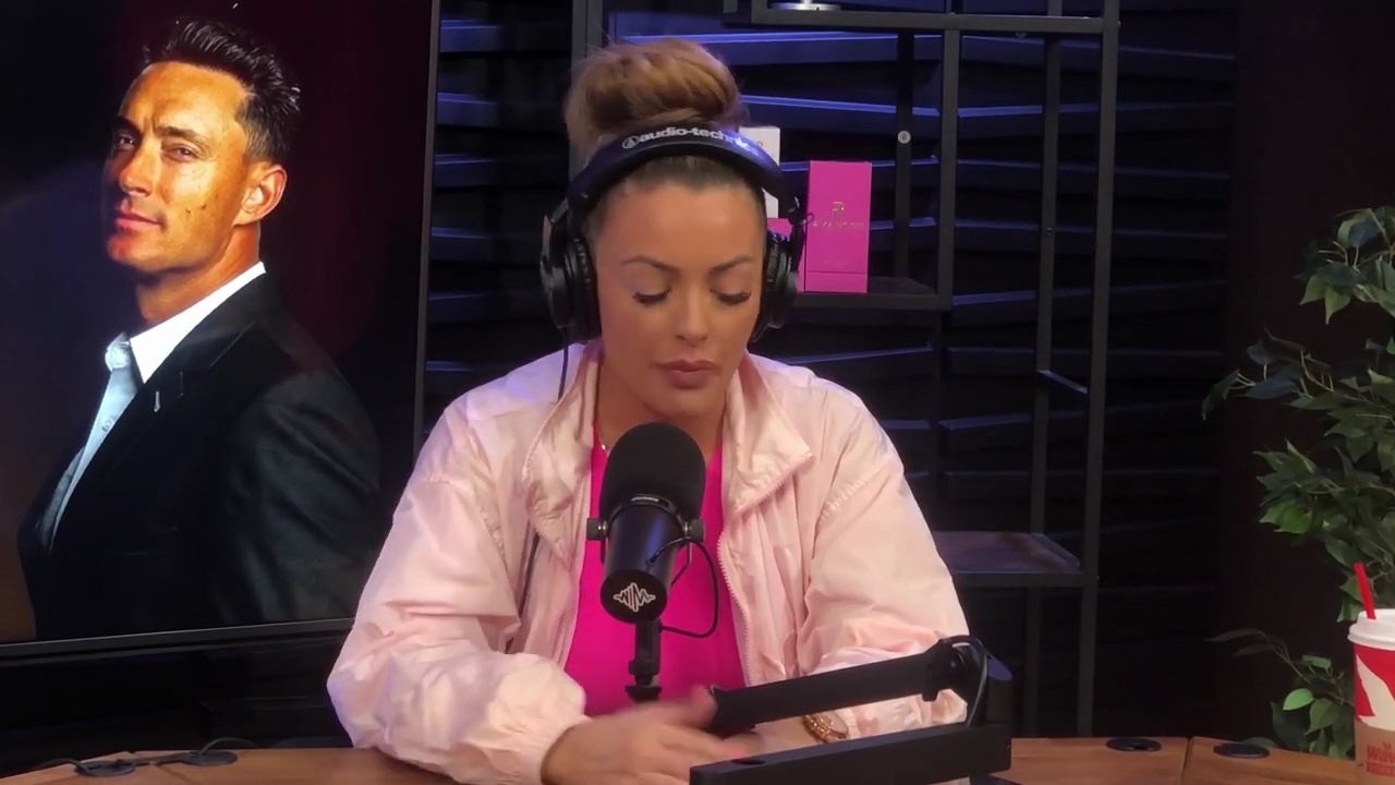 x2mate_com-Ep_16_-_Power_Alphas_Podcast__Relationship_Advice___Mandy_Saccomano__mp43876.jpg