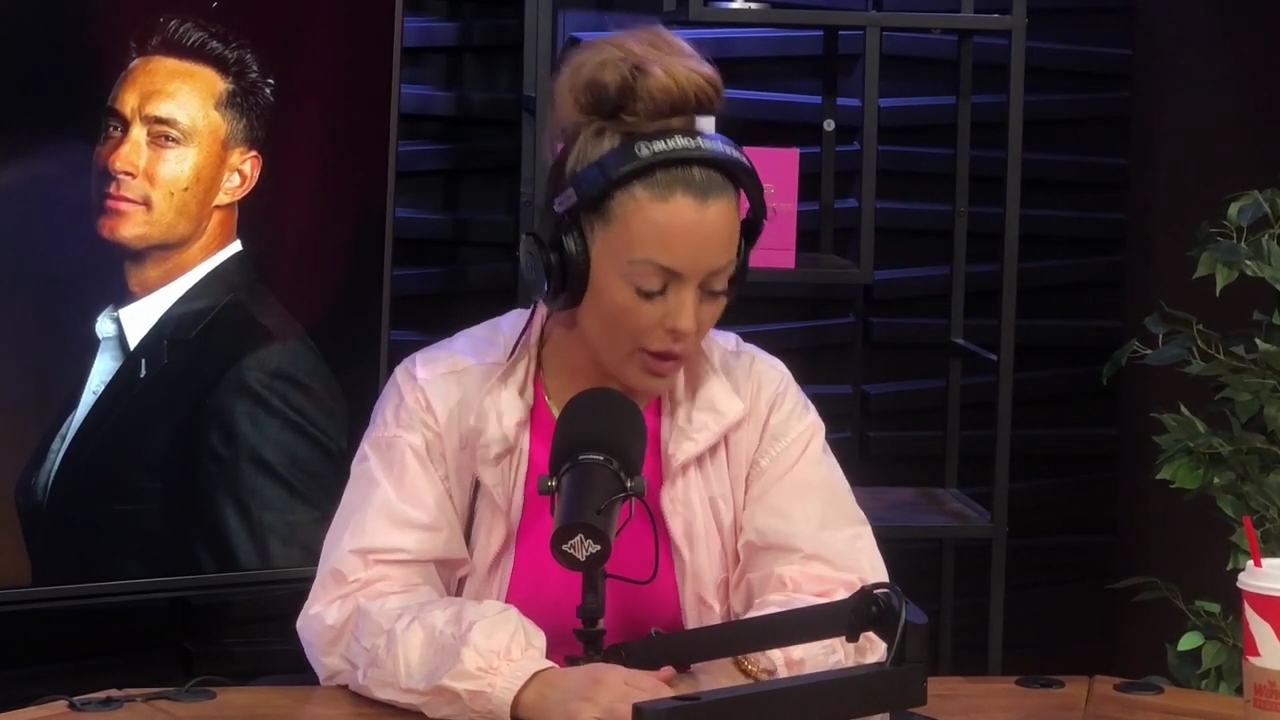 x2mate_com-Ep_16_-_Power_Alphas_Podcast__Relationship_Advice___Mandy_Saccomano__mp43881.jpg