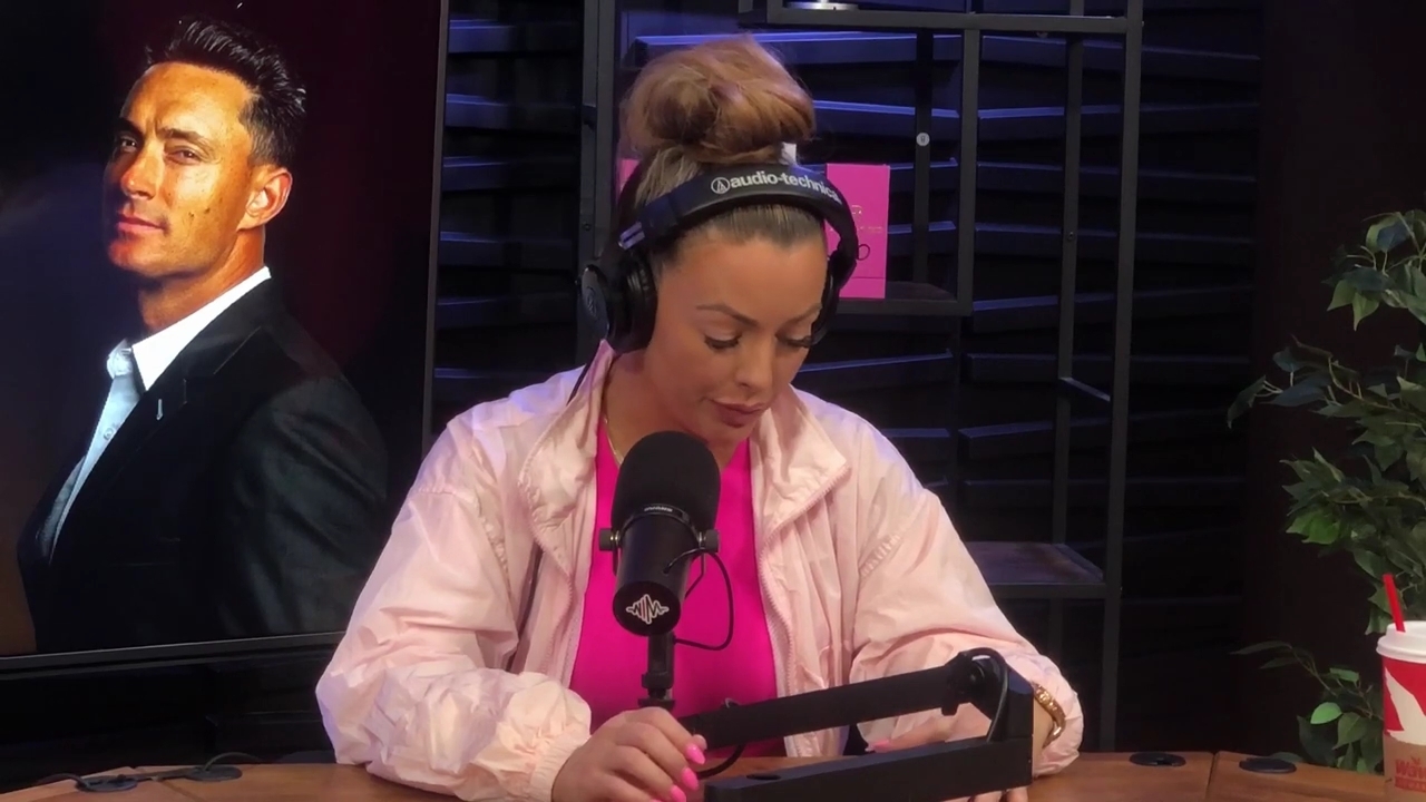x2mate_com-Ep_16_-_Power_Alphas_Podcast__Relationship_Advice___Mandy_Saccomano__mp43913.jpg