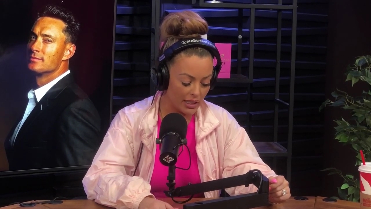 x2mate_com-Ep_16_-_Power_Alphas_Podcast__Relationship_Advice___Mandy_Saccomano__mp43941.jpg