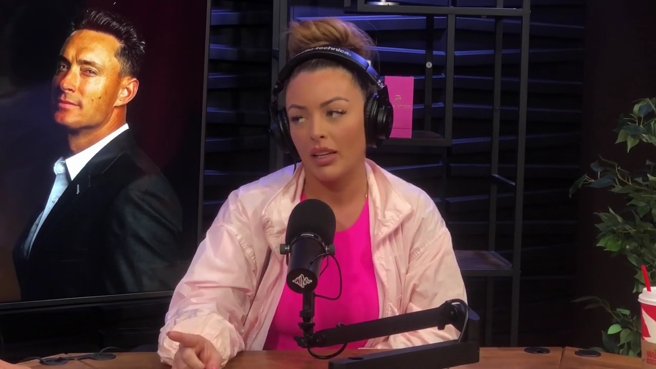 x2mate_com-Ep_16_-_Power_Alphas_Podcast__Relationship_Advice___Mandy_Saccomano__mp43996.jpg