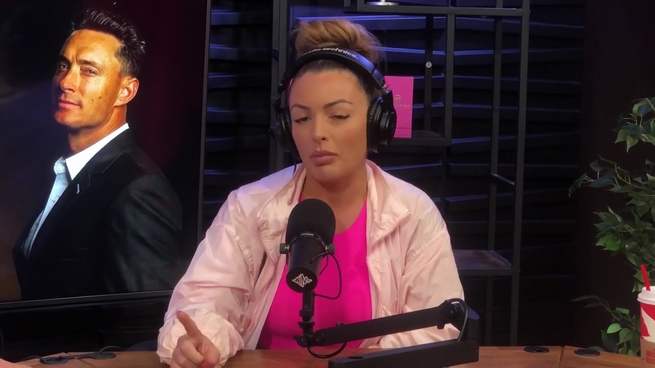 x2mate_com-Ep_16_-_Power_Alphas_Podcast__Relationship_Advice___Mandy_Saccomano__mp43997.jpg