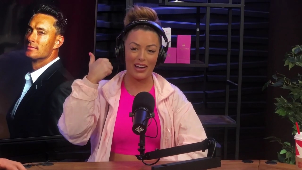 x2mate_com-Ep_16_-_Power_Alphas_Podcast__Relationship_Advice___Mandy_Saccomano__mp44004.jpg
