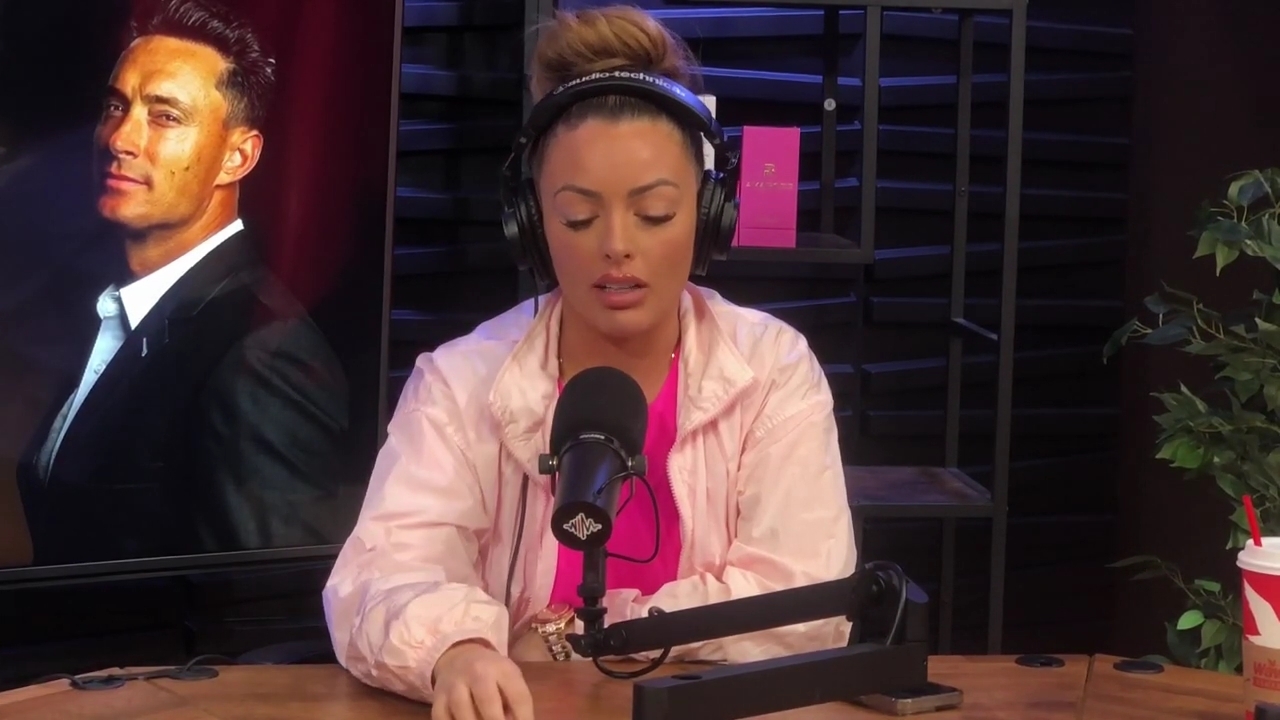 x2mate_com-Ep_16_-_Power_Alphas_Podcast__Relationship_Advice___Mandy_Saccomano__mp44097.jpg