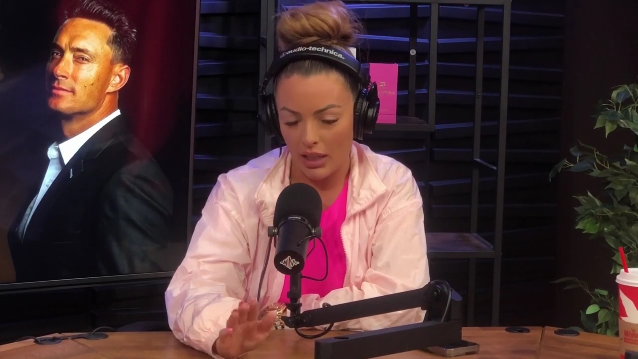 x2mate_com-Ep_16_-_Power_Alphas_Podcast__Relationship_Advice___Mandy_Saccomano__mp44099.jpg
