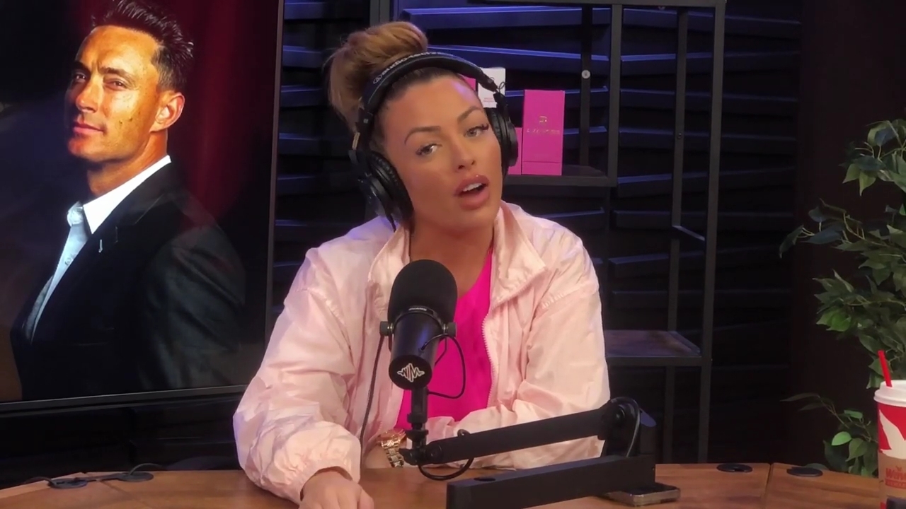 x2mate_com-Ep_16_-_Power_Alphas_Podcast__Relationship_Advice___Mandy_Saccomano__mp44100.jpg