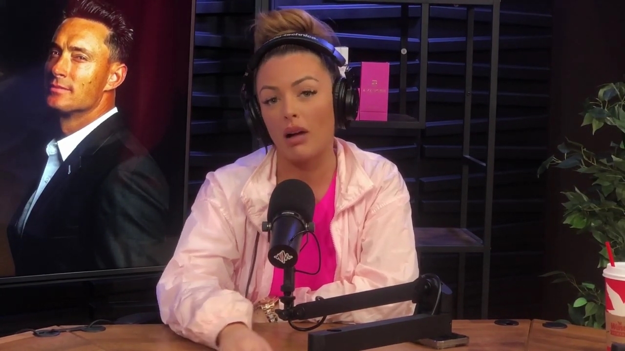 x2mate_com-Ep_16_-_Power_Alphas_Podcast__Relationship_Advice___Mandy_Saccomano__mp44102.jpg