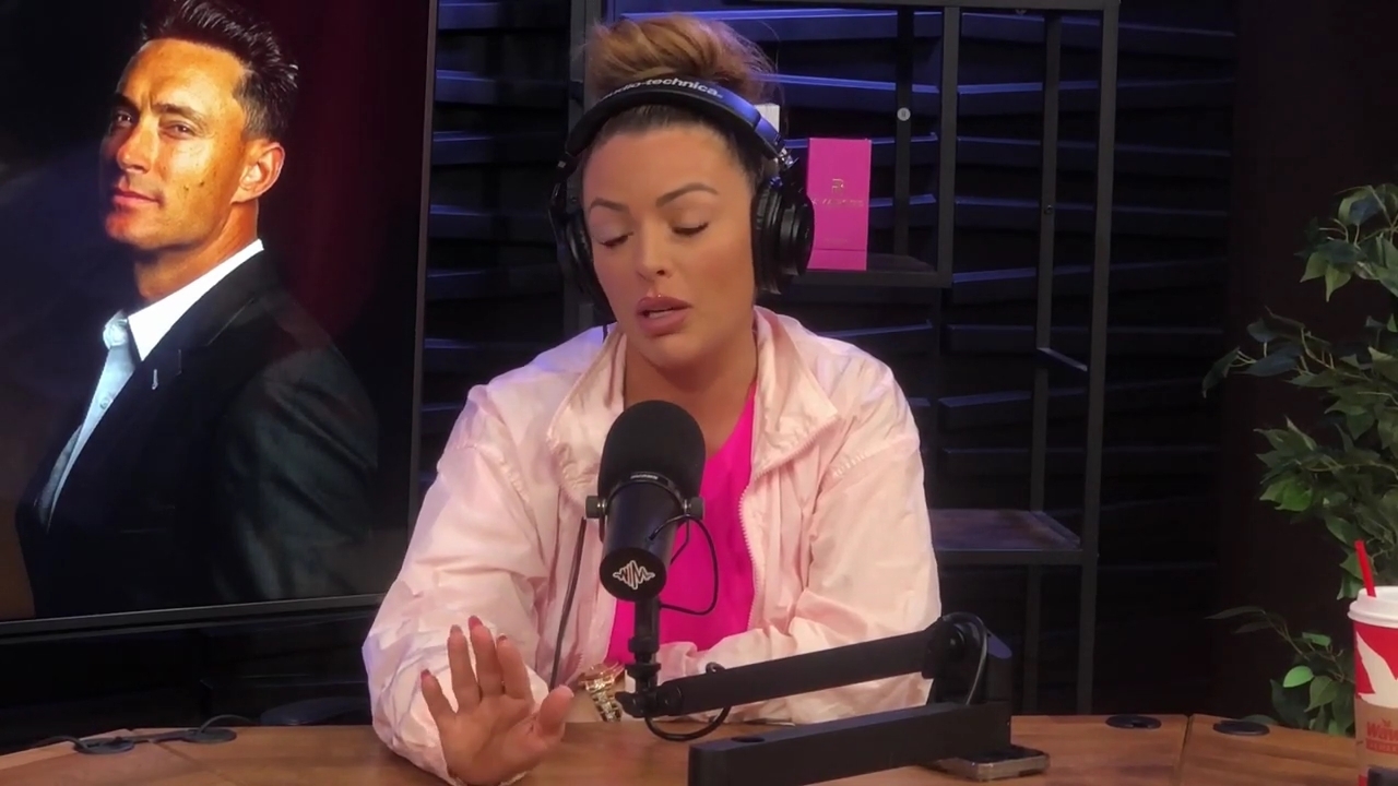 x2mate_com-Ep_16_-_Power_Alphas_Podcast__Relationship_Advice___Mandy_Saccomano__mp44105.jpg