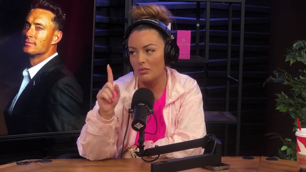 x2mate_com-Ep_16_-_Power_Alphas_Podcast__Relationship_Advice___Mandy_Saccomano__mp44121.jpg