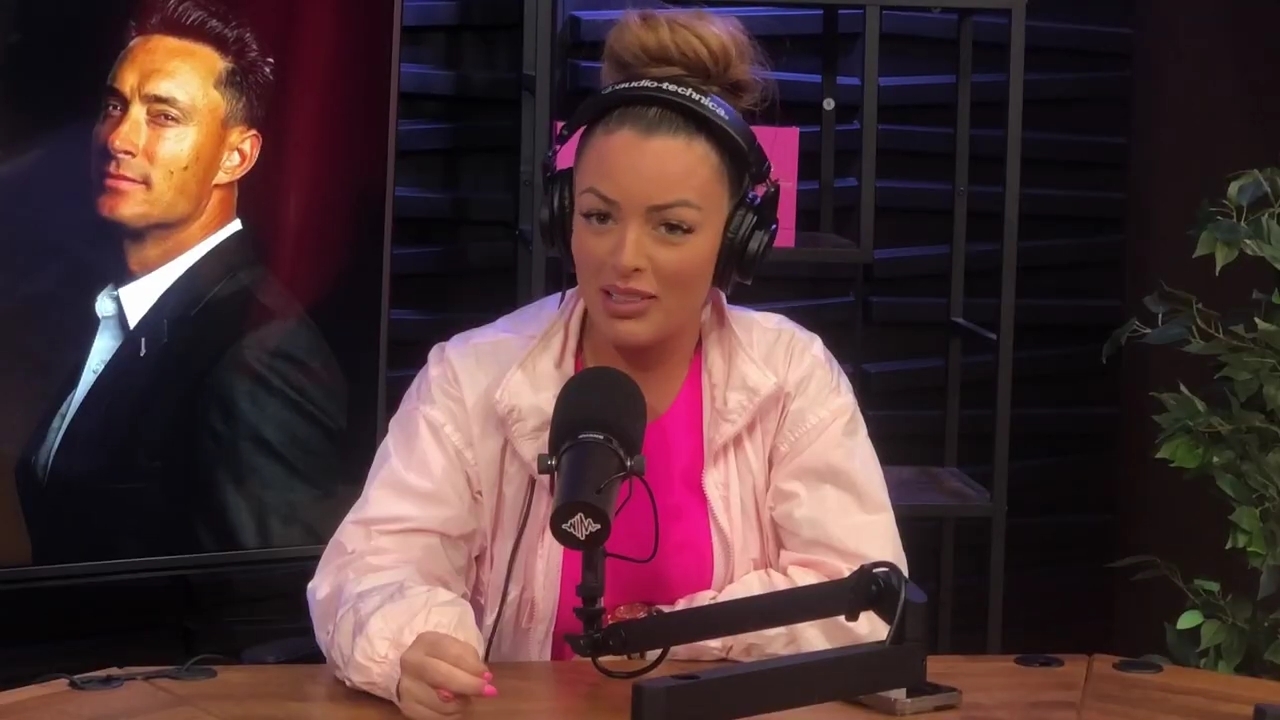x2mate_com-Ep_16_-_Power_Alphas_Podcast__Relationship_Advice___Mandy_Saccomano__mp44165.jpg