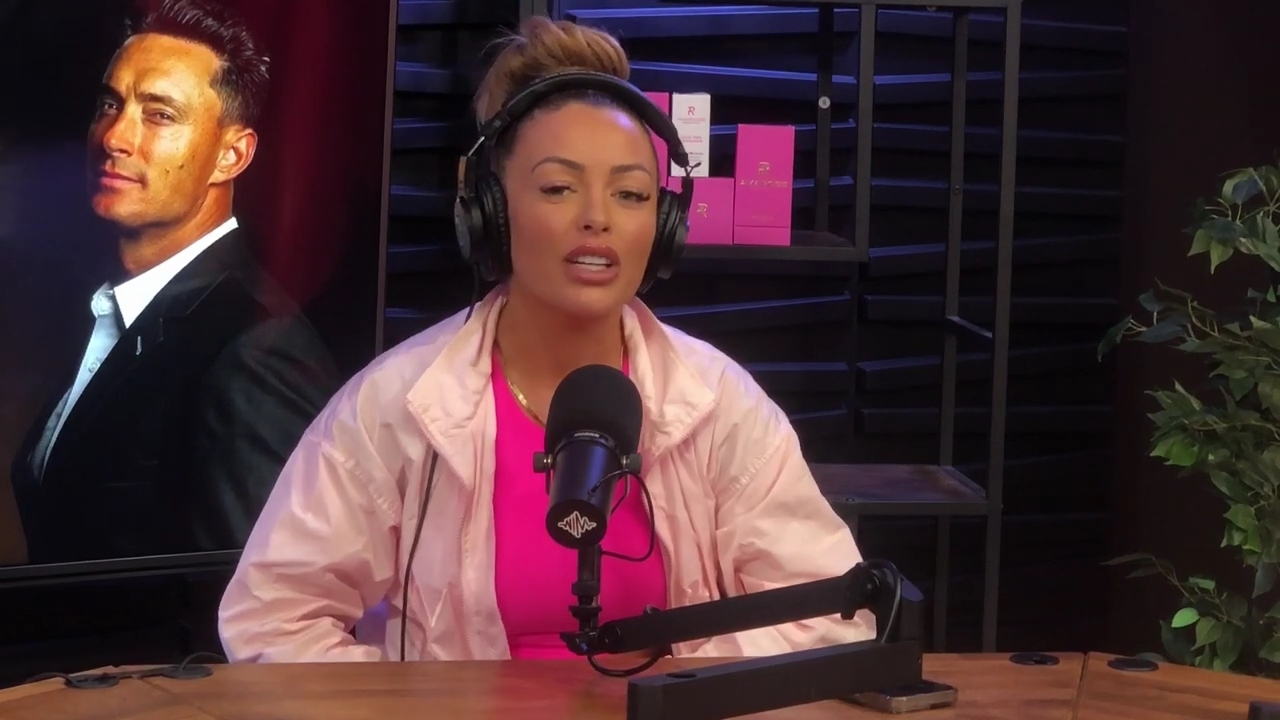 x2mate_com-Ep_16_-_Power_Alphas_Podcast__Relationship_Advice___Mandy_Saccomano__mp44224.jpg