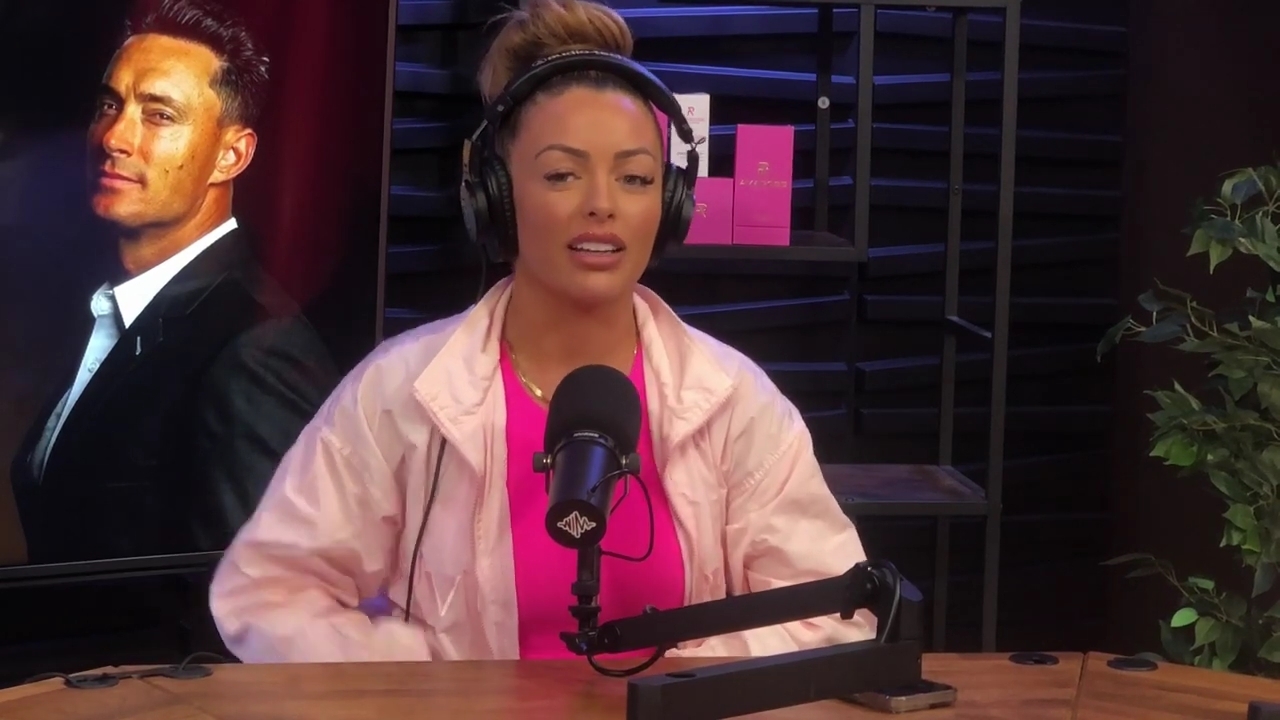 x2mate_com-Ep_16_-_Power_Alphas_Podcast__Relationship_Advice___Mandy_Saccomano__mp44225.jpg