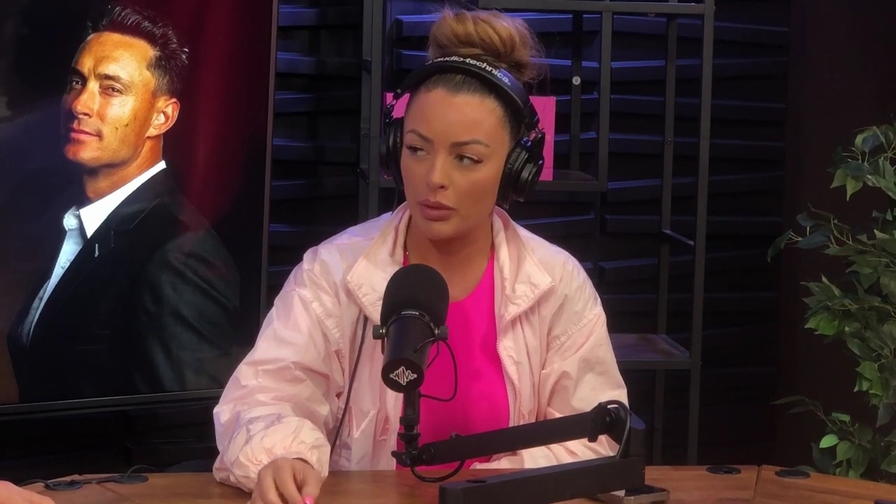 x2mate_com-Ep_16_-_Power_Alphas_Podcast__Relationship_Advice___Mandy_Saccomano__mp44239.jpg