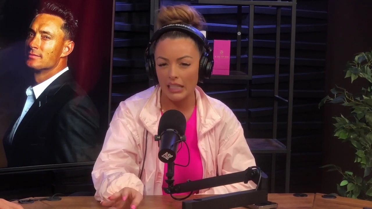 x2mate_com-Ep_16_-_Power_Alphas_Podcast__Relationship_Advice___Mandy_Saccomano__mp44246.jpg