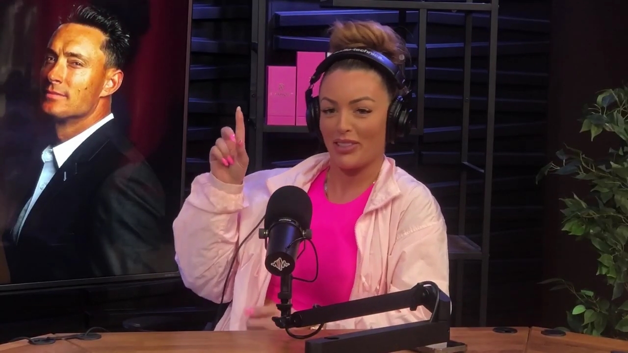 x2mate_com-Ep_16_-_Power_Alphas_Podcast__Relationship_Advice___Mandy_Saccomano__mp44313.jpg