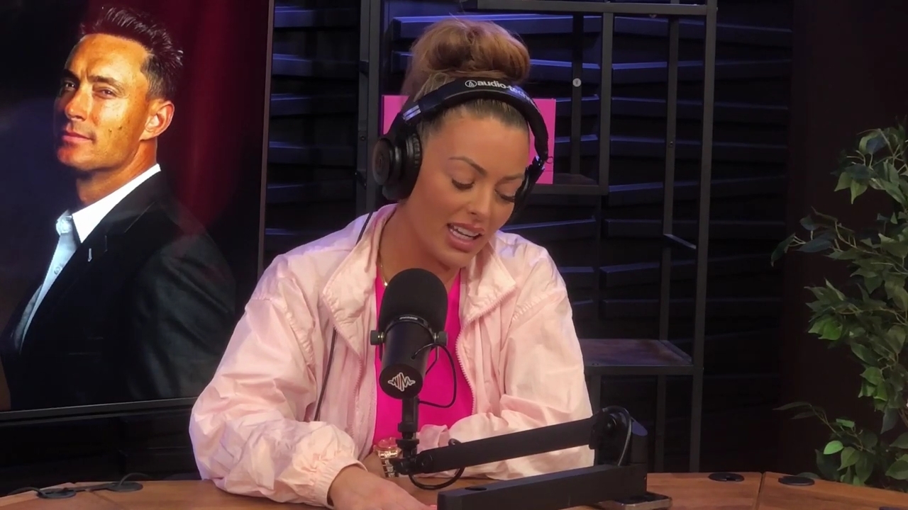 x2mate_com-Ep_16_-_Power_Alphas_Podcast__Relationship_Advice___Mandy_Saccomano__mp44360.jpg