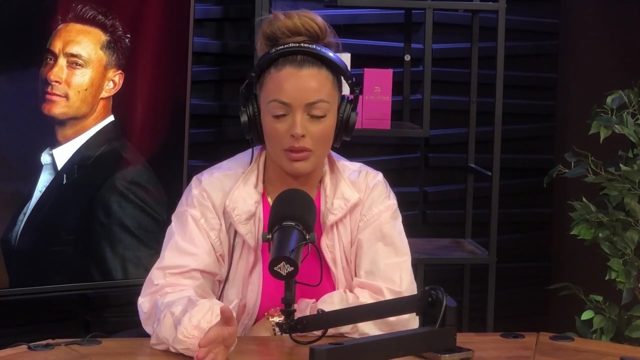 x2mate_com-Ep_16_-_Power_Alphas_Podcast__Relationship_Advice___Mandy_Saccomano__mp44372.jpg