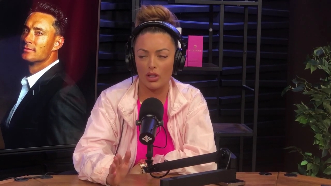 x2mate_com-Ep_16_-_Power_Alphas_Podcast__Relationship_Advice___Mandy_Saccomano__mp44373.jpg