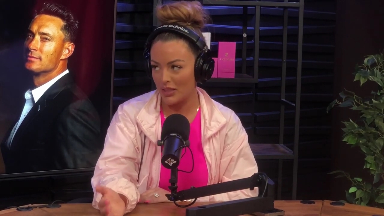 x2mate_com-Ep_16_-_Power_Alphas_Podcast__Relationship_Advice___Mandy_Saccomano__mp44386.jpg