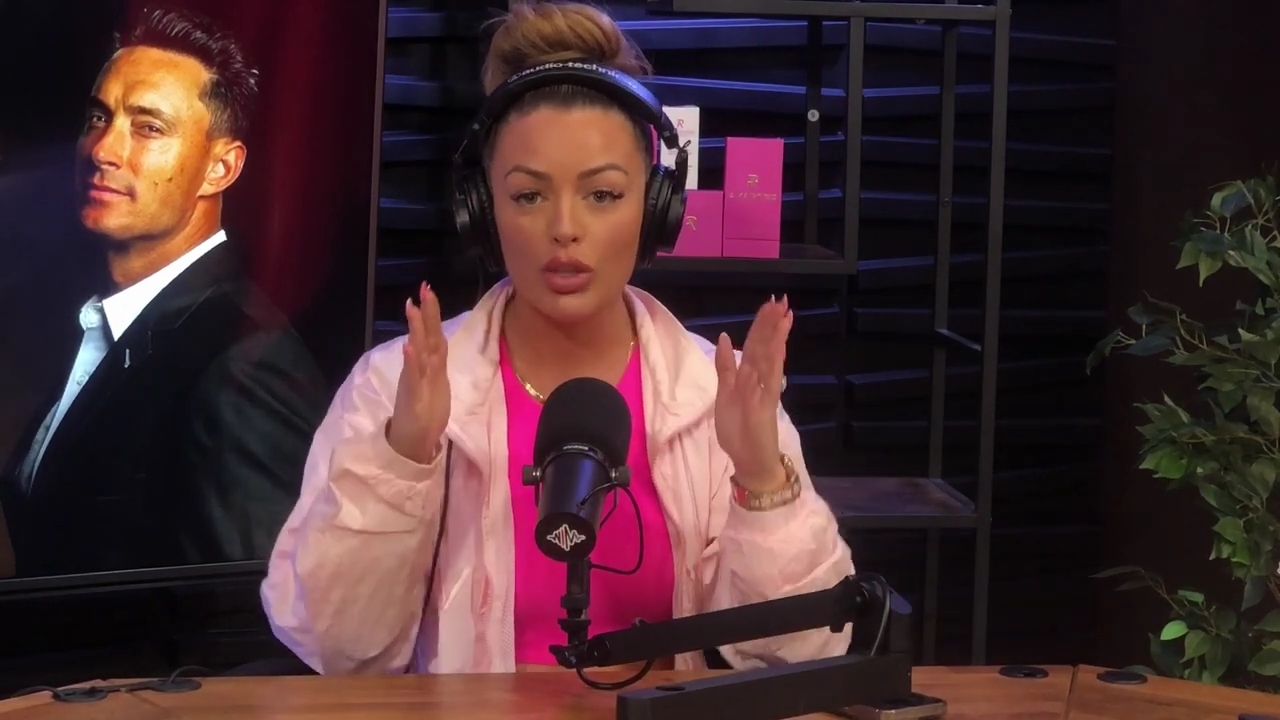 x2mate_com-Ep_16_-_Power_Alphas_Podcast__Relationship_Advice___Mandy_Saccomano__mp44395.jpg