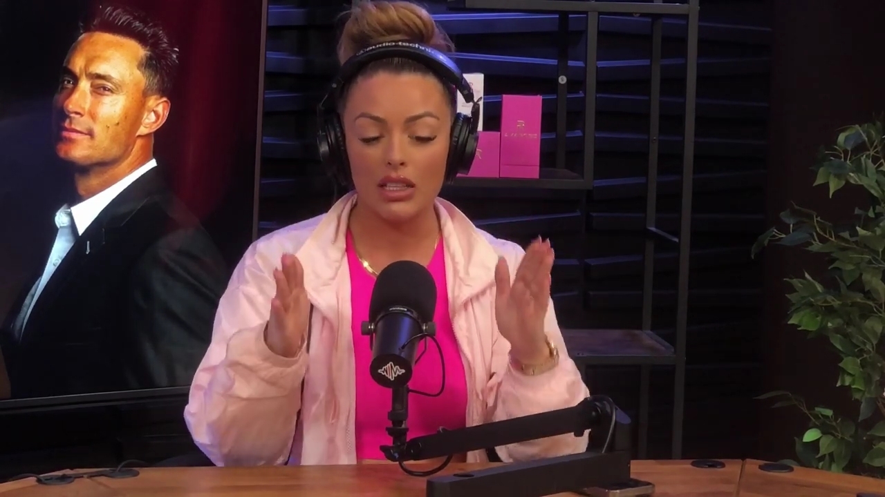 x2mate_com-Ep_16_-_Power_Alphas_Podcast__Relationship_Advice___Mandy_Saccomano__mp44396.jpg