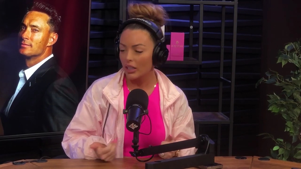 x2mate_com-Ep_16_-_Power_Alphas_Podcast__Relationship_Advice___Mandy_Saccomano__mp44400.jpg