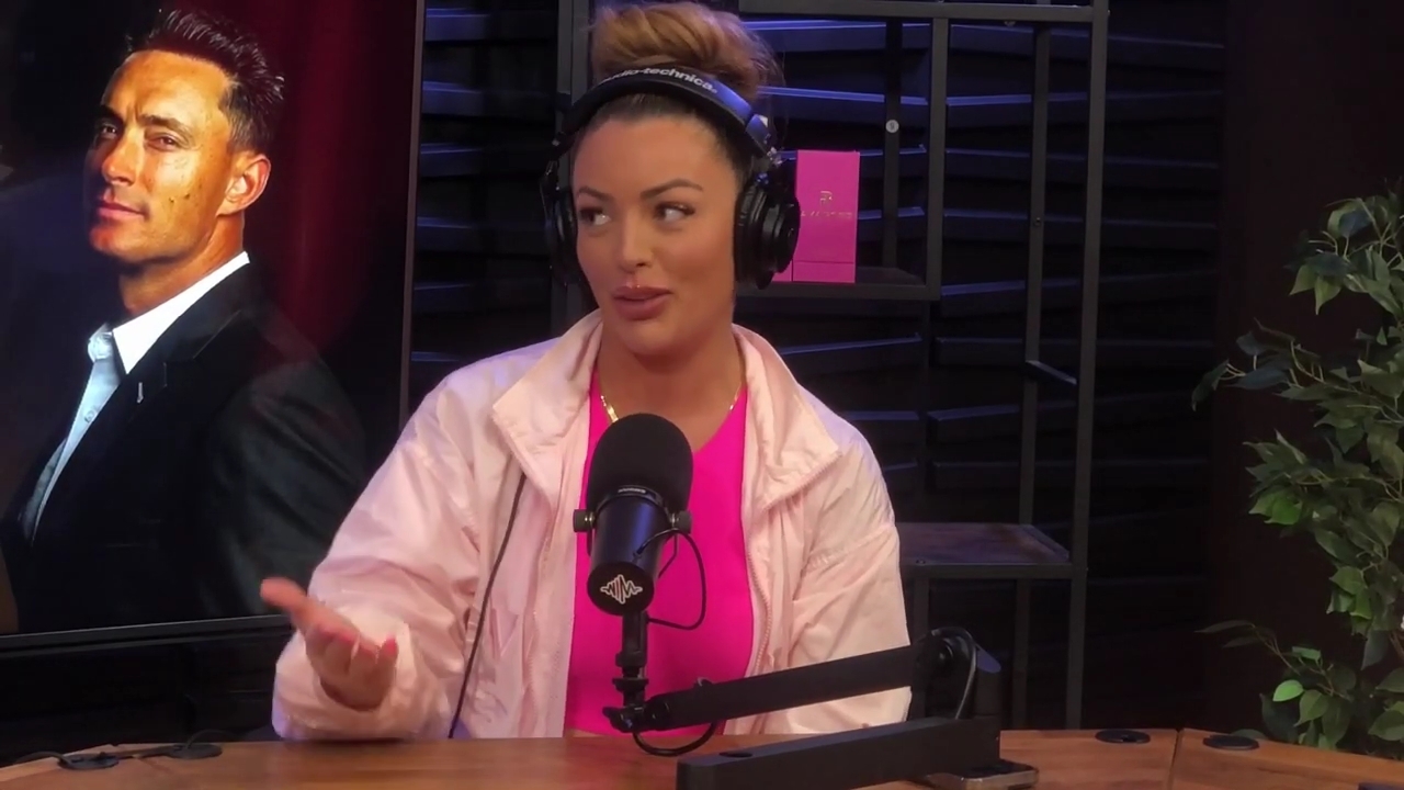 x2mate_com-Ep_16_-_Power_Alphas_Podcast__Relationship_Advice___Mandy_Saccomano__mp44428.jpg